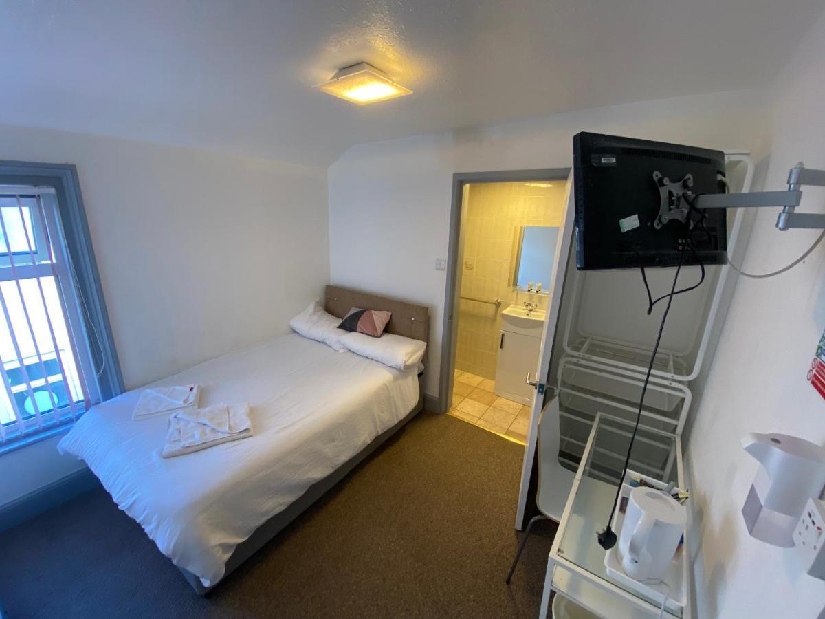 Arnies Hotel 블랙풀 외부 사진